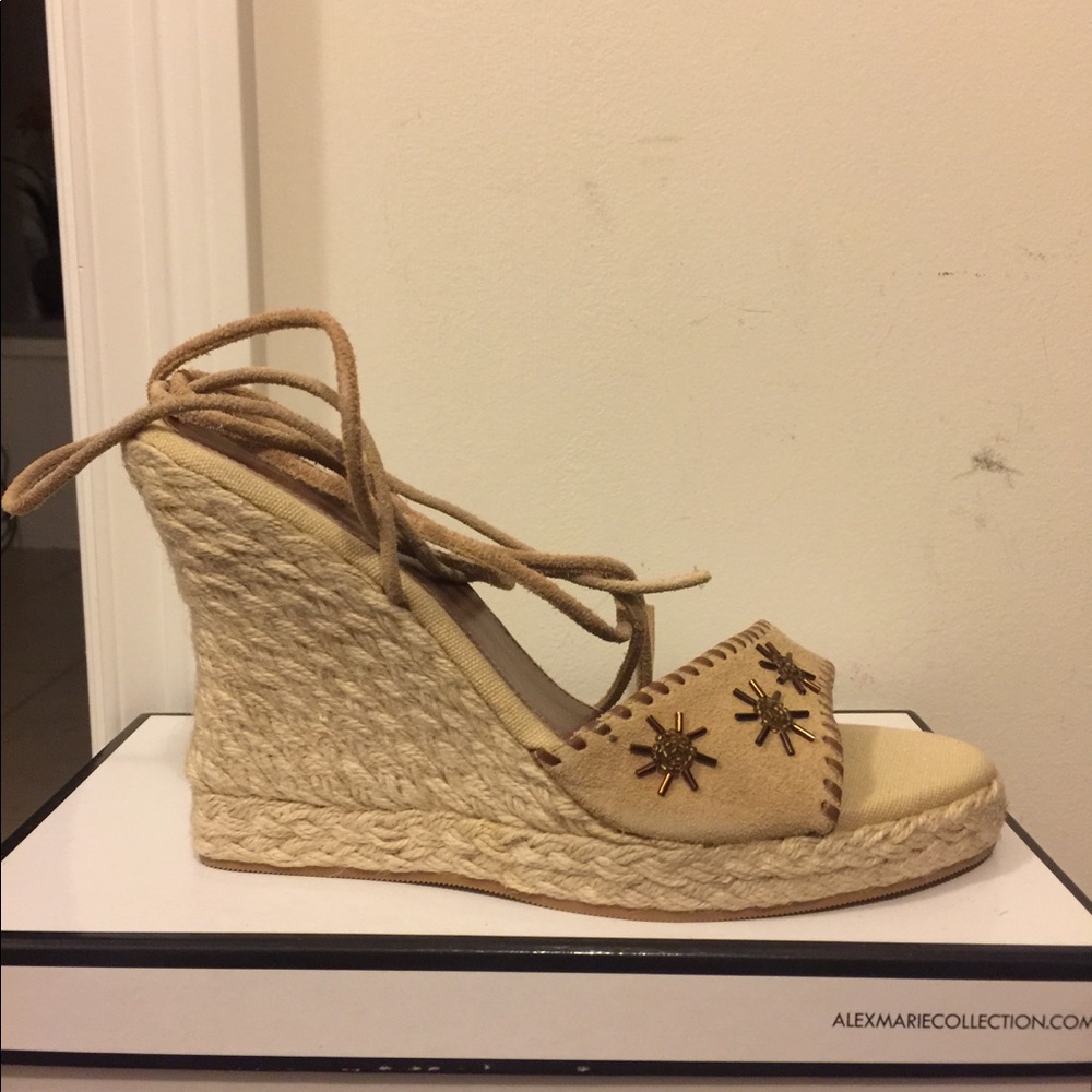 Guess sandals